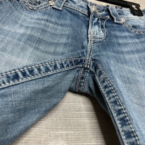 Miss Me Boot Cut Jeans Low Rise Stretch Rhinestone Distressed Womens Size 26x31 - Picture 4 of 11